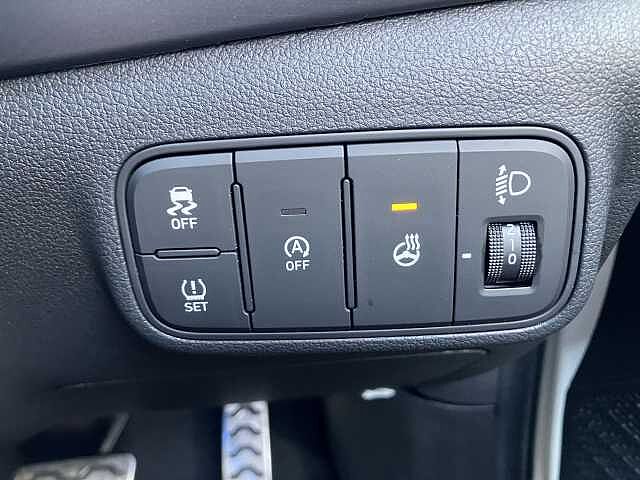 Hyundai BAYON 1.0 TGDi 48V MHEV Premium 5dr DCT White