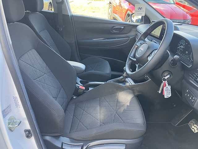 Hyundai BAYON 1.0 TGDi 48V MHEV Premium 5dr DCT White