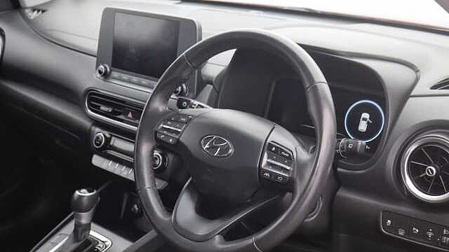 Hyundai KONA 1.6 h-GDi SE Connect SUV 5dr Petrol Hybrid DCT Euro 6 (s/s) (141 ps) Red