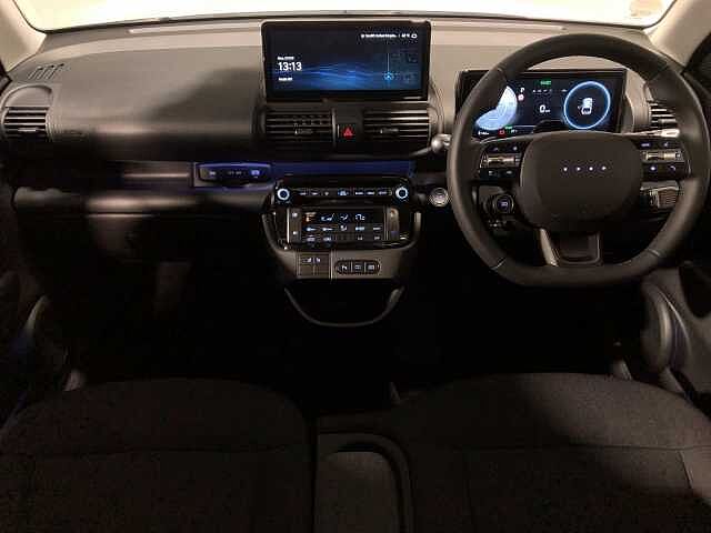 Hyundai INSTER 85kW 02 49kWh 5dr Auto White
