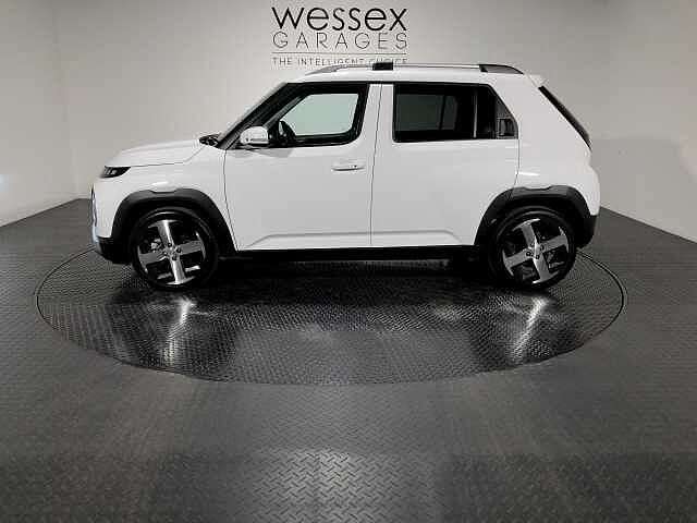 Hyundai INSTER 85kW 02 49kWh 5dr Auto White