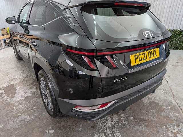 Hyundai TUCSON 1.6 T-GDi SE Connect Euro 6 (s/s) 5dr Phantom Black