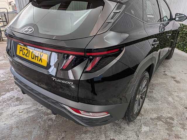 Hyundai TUCSON 1.6 T-GDi SE Connect Euro 6 (s/s) 5dr Phantom Black