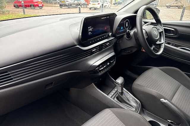 Hyundai I20 1.0T GDi 48V MHD Premium 5dr DCT Red