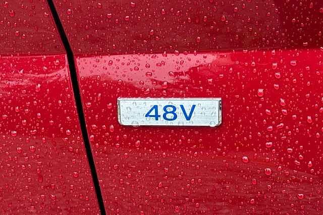 Hyundai I20 1.0T GDi 48V MHD Premium 5dr DCT Red