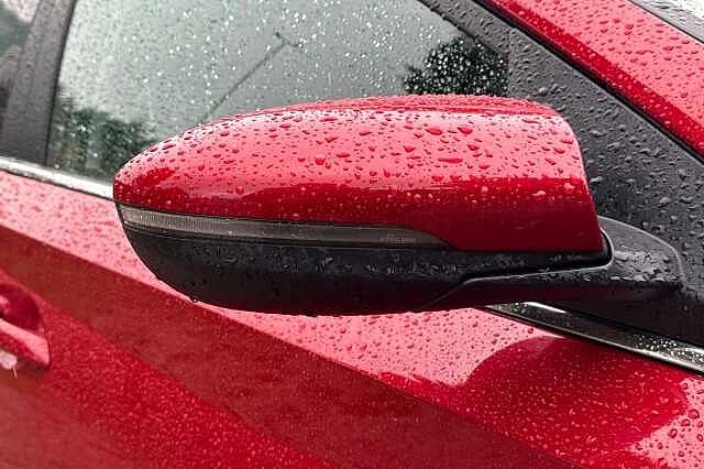 Hyundai I20 1.0T GDi 48V MHD Premium 5dr DCT Red