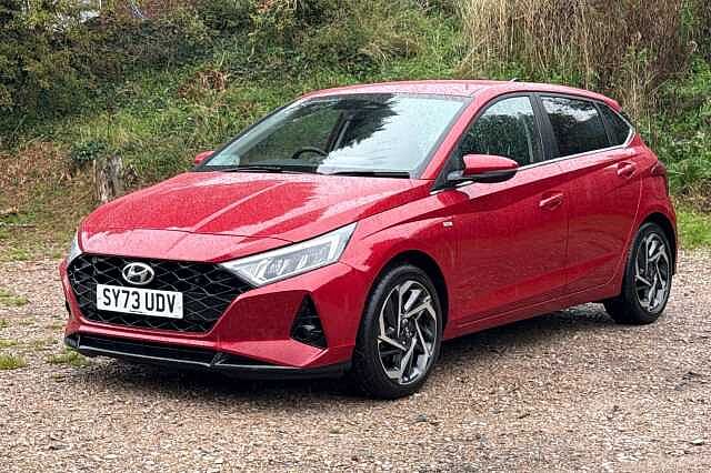 Hyundai I20 1.0T GDi 48V MHD Premium 5dr DCT Red
