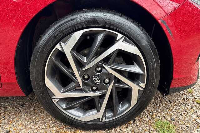 Hyundai I20 1.0T GDi 48V MHD Premium 5dr DCT Red