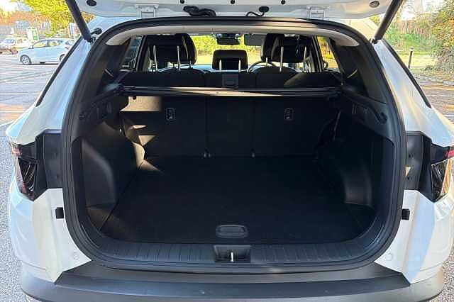Hyundai TUCSON 1.6 TGDi Hybrid 230 Ultimate 5dr 2WD Auto White