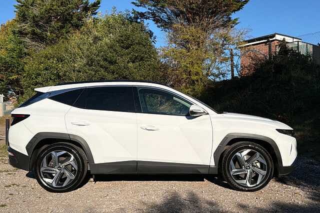 Hyundai TUCSON 1.6 TGDi Hybrid 230 Ultimate 5dr 2WD Auto White