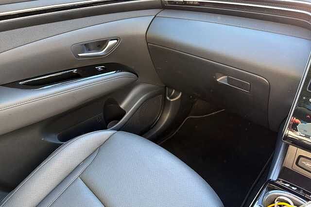 Hyundai TUCSON 1.6 TGDi Hybrid 230 Ultimate 5dr 2WD Auto White