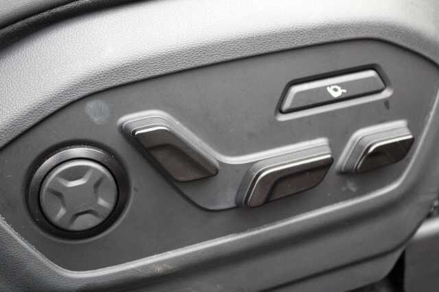Hyundai SANTA FE Calligraphy 1.6T Hybrid 4WD 7 Seat Ecotronic Grey