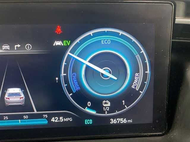Hyundai TUCSON 1.6 TGDi Hybrid 230 Ultimate 5dr 2WD Auto SILVER