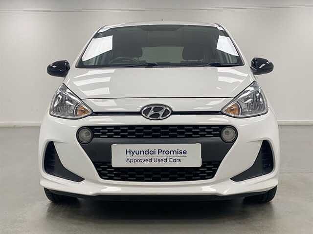 Hyundai I10 1.0 Play 5dr WHITE