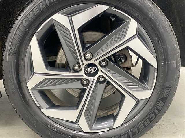 Hyundai TUCSON 1.6 TGDi Hybrid 230 Premium 5dr 2WD Auto BLACK