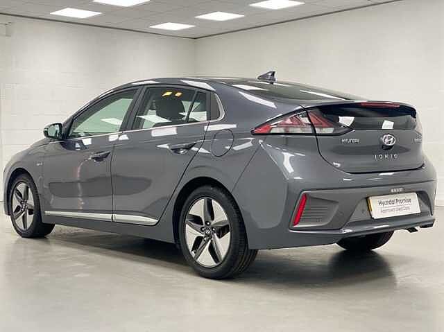 Hyundai IONIQ 1.6 GDi Hybrid 1st Edition 5dr DCT GREY