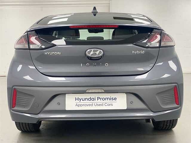 Hyundai IONIQ 1.6 GDi Hybrid 1st Edition 5dr DCT GREY