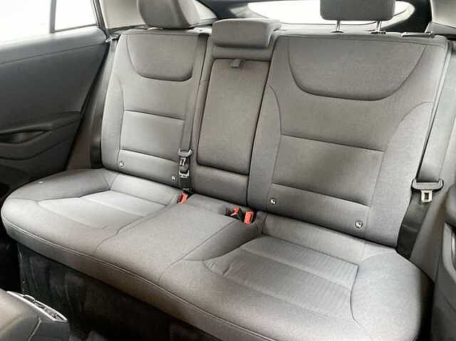 Hyundai IONIQ 1.6 GDi Hybrid 1st Edition 5dr DCT GREY