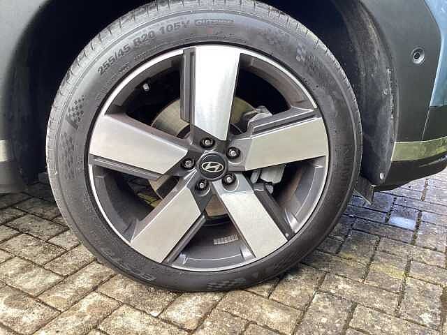 Hyundai Santa Fe 1.6 TGDi Plug-in Hybrid Ultimate 5dr 4WD Auto