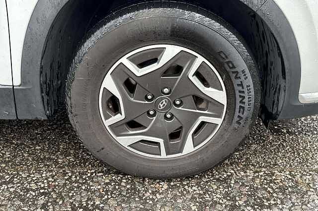 Hyundai SANTA FE 1.6 TGDi Hybrid Premium 5dr Auto Typhoon Silver