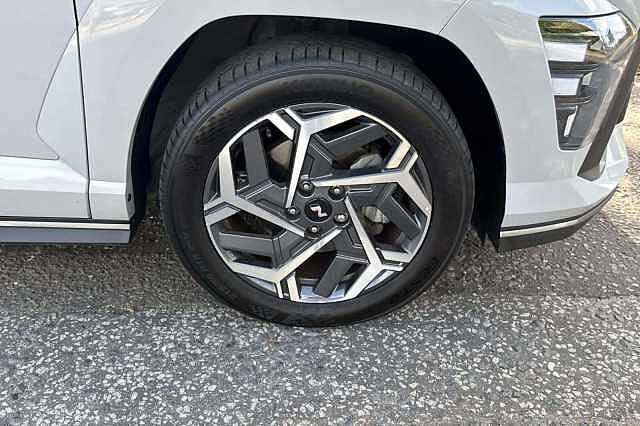 Hyundai KONA 1.6 Hybrid 138 N Line 5dr DCT Cyber Grey