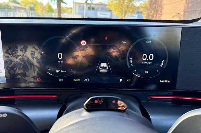 Hyundai KONA 1.6 GDi Hybrid N Line S 5dr DCT Atlas White