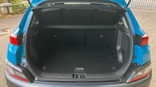 Hyundai KONA 1.6 GDi Hybrid Premium 5dr DCT Hybrid Hatchback Blue