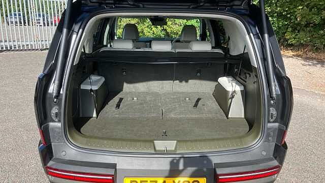 Hyundai SANTA FE 1.6 TGDi Hybrid Ultimate 5dr 4WD Auto Hybrid Estate Black