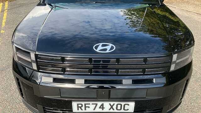 Hyundai SANTA FE 1.6 TGDi Hybrid Ultimate 5dr 4WD Auto Hybrid Estate Black