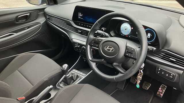 Hyundai BAYON 1.0 TGDi [90] Black Line 5dr Petrol Hatchback Pearl - Meta Blue