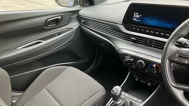 Hyundai BAYON 1.0 TGDi [90] Black Line 5dr Petrol Hatchback Pearl - Meta Blue