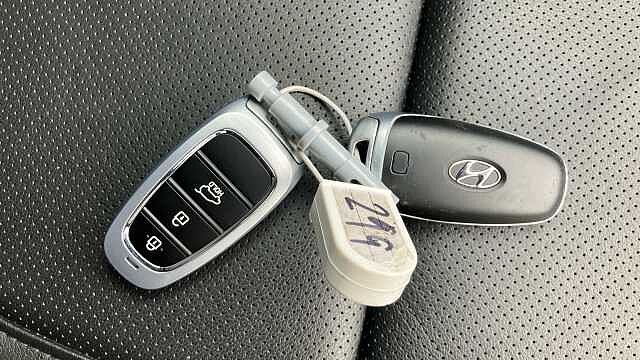 Hyundai TUCSON 1.6 TGDi Ultimate 5dr 2WD Petrol Estate Grey
