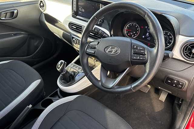 Hyundai I10 1.2 MPi Premium 5dr Auto Red