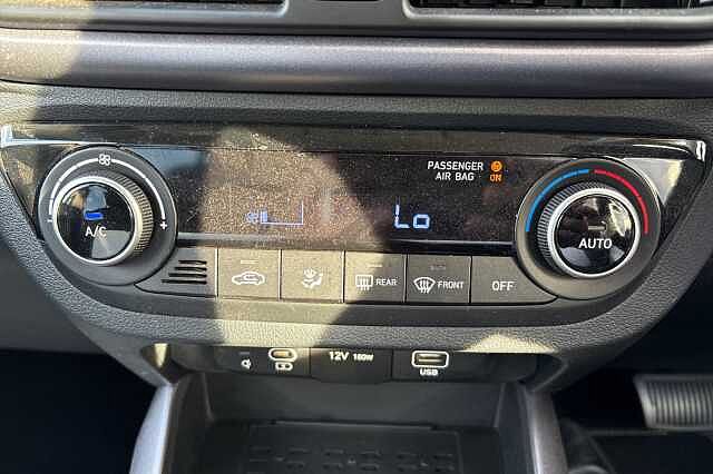 Hyundai I10 1.0 [63] Premium 5dr Auto [Nav] Blue