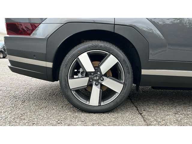 Hyundai SANTA FE SANTA FE 1.6 TGDi 239 Hybrid Ultimate 5dr Auto Ecotronic Grey
