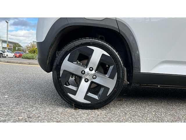 Hyundai INSTER INSTER 85kW 02 49kWh 5dr Auto Atlas White