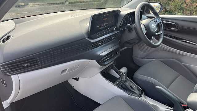 Hyundai Bayon Bayon HAT 1.0 T-gdi 90PS Tech Line DCT