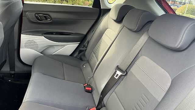Hyundai Bayon Bayon HAT 1.0 T-gdi 90PS Tech Line DCT