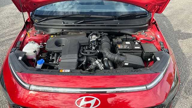 Hyundai Bayon Bayon HAT 1.0 T-gdi 90PS Tech Line DCT