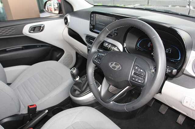 Hyundai I10 1.0 MPi Premium 5dr Red