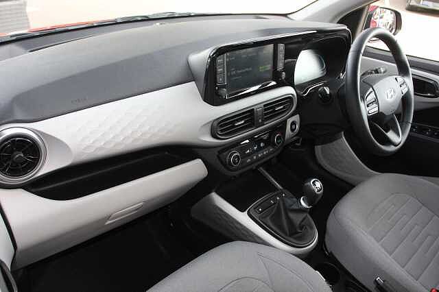 Hyundai I10 1.0 MPi Premium 5dr Red