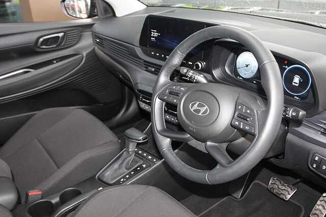 Hyundai BAYON 1.0 TGDi [90] Tech Line 5dr DCT Black