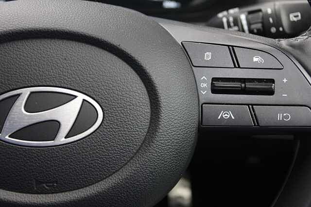Hyundai BAYON 1.0 TGDi [90] Tech Line 5dr DCT Black