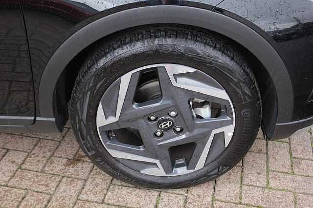 Hyundai BAYON 1.0 TGDi [90] Tech Line 5dr DCT Black