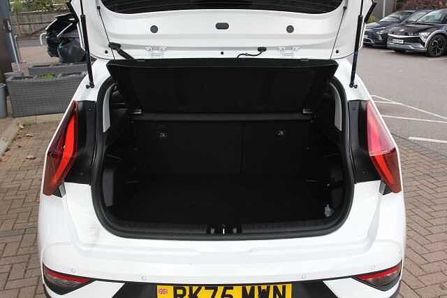 Hyundai BAYON 1.0 TGDi Premium 5dr DCT White