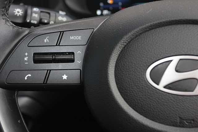 Hyundai BAYON 1.0 TGDi Premium 5dr DCT White