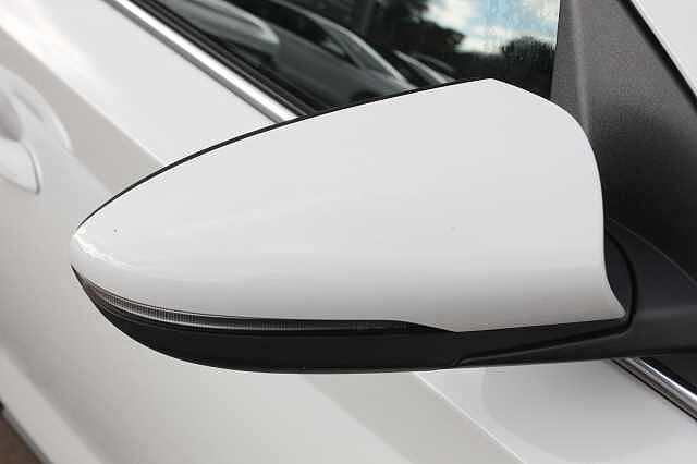 Hyundai BAYON 1.0 TGDi Premium 5dr DCT White