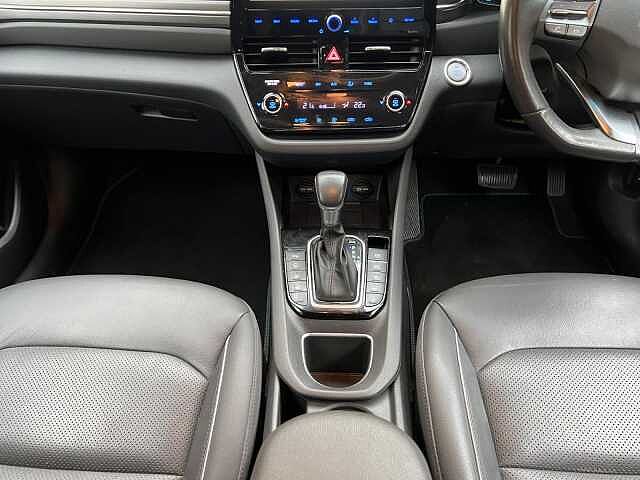 Hyundai IONIQ 1.6 GDi Hybrid Premium SE 5dr DCT Blue