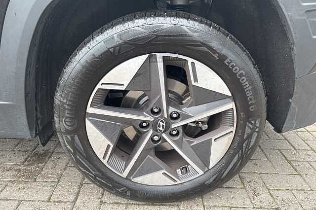 Hyundai TUCSON 1.6T Plug-in Hybrid Premium 5dr Auto Black
