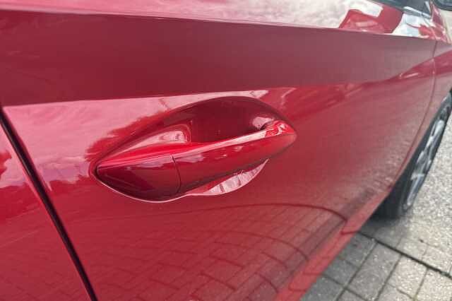 Hyundai I20 1.0T GDi Premium 5dr DCT Red